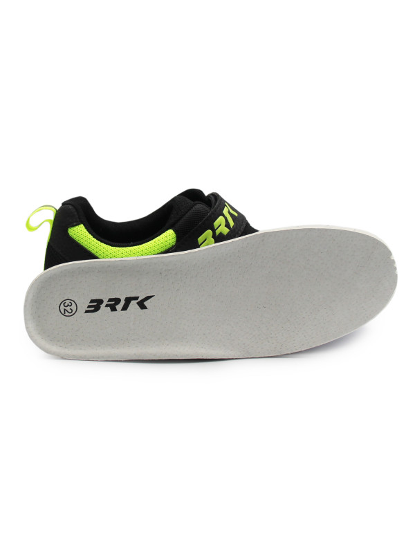Sportowe Buty Do Szkoły dla Chłopca na Zmianę Bartek 87003-18