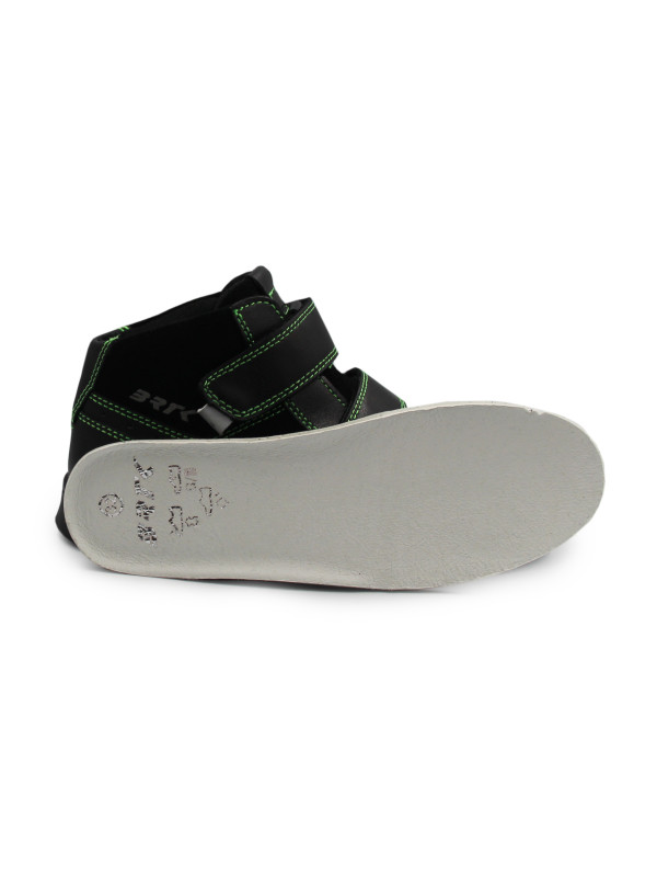 Czarne Buty Chłopięce na Jesień Sportowe Bartek 86317​-71
