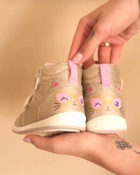 Buty Dla Dziewczynki na Jesień Kotek Wojtyłko 1T27067 Złoty