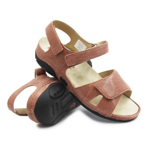 Sandały ze skóry naturalnej...