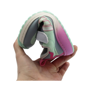 Sportowe półbuty dla dziewczynek barefoot na wiosnę MTNG 49045-C59436