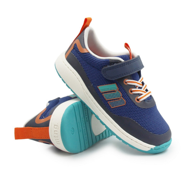 Sportowe buty typu barefoot dla chłopca na wiosnę MTNG 49045-C59432