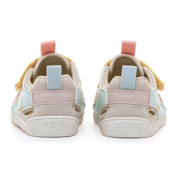 Sandałki dla dziewczynki barefoot na wakacje MTNG 48908-C59335