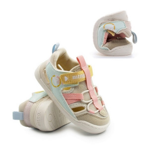 Sandałki dla dziewczynki...