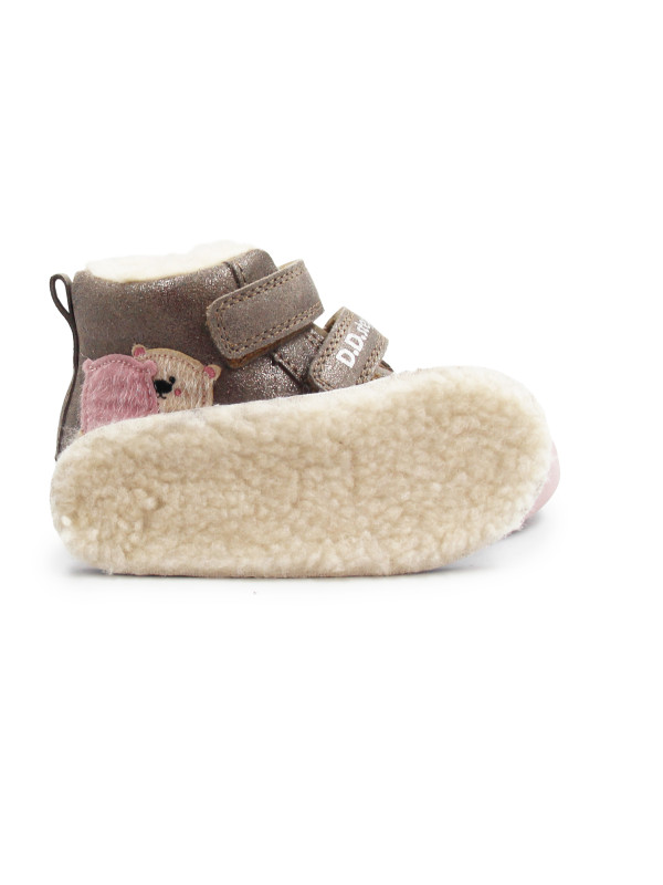 Zimowe Buty Dla Dziewczynki Ocieplane na Rzep DD STEP W066-62479C Chocolate