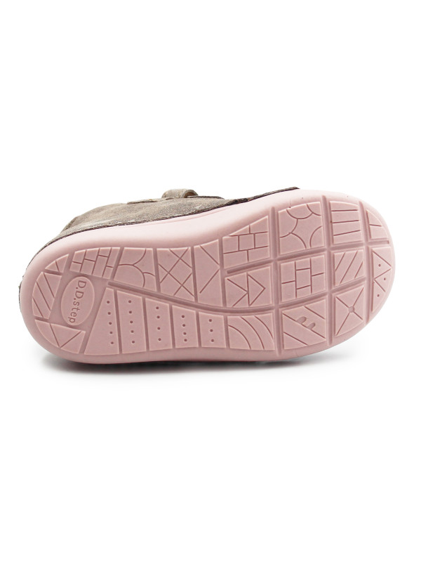 Zimowe Buty Dla Dziewczynki Ocieplane na Rzep DD STEP W066-62479C Chocolate