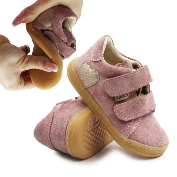 Buty Na Wiosnę Dla Dziewczynki z Serduszkiem Barefoot Ameko Dash-Hearts-Brownrose