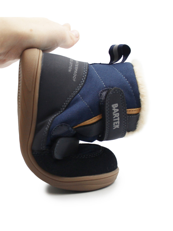 Wodoodporne Zimowe Buty Dla Chłopca Na Rzep Barefoot Bartek 84015-86