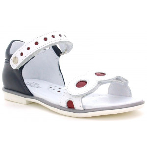 Dziewczęce sandały na lato...