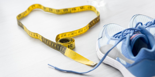 Jak zmierzyć stopę dziecku, aby dobrać odpowiedni rozmiar buta?