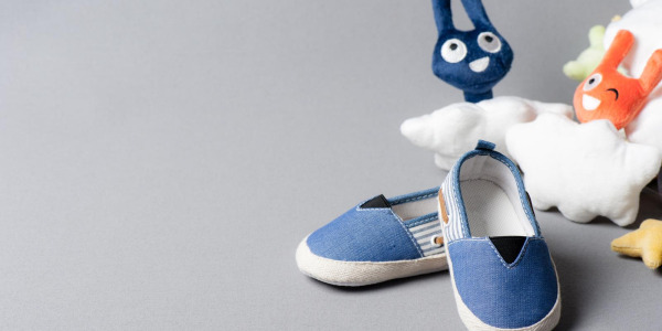 Buty niechodki – co to jest, jakie mają właściwości, czy warto je kupować?