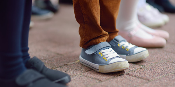 Jak często należy wymieniać buty dziecięce?